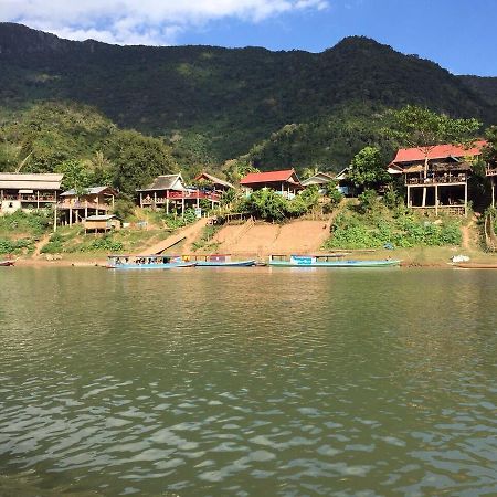 Lattanavongsa Guesthouse And Bungalows บ้านงอยเหนือ ภายนอก รูปภาพ