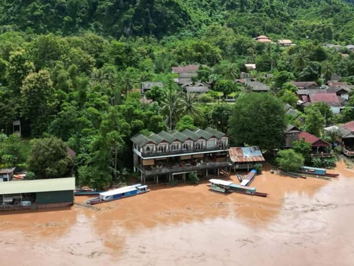 Lattanavongsa Guesthouse And Bungalows บ้านงอยเหนือ ภายนอก รูปภาพ