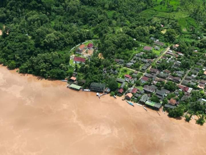 Lattanavongsa Guesthouse And Bungalows บ้านงอยเหนือ ภายนอก รูปภาพ