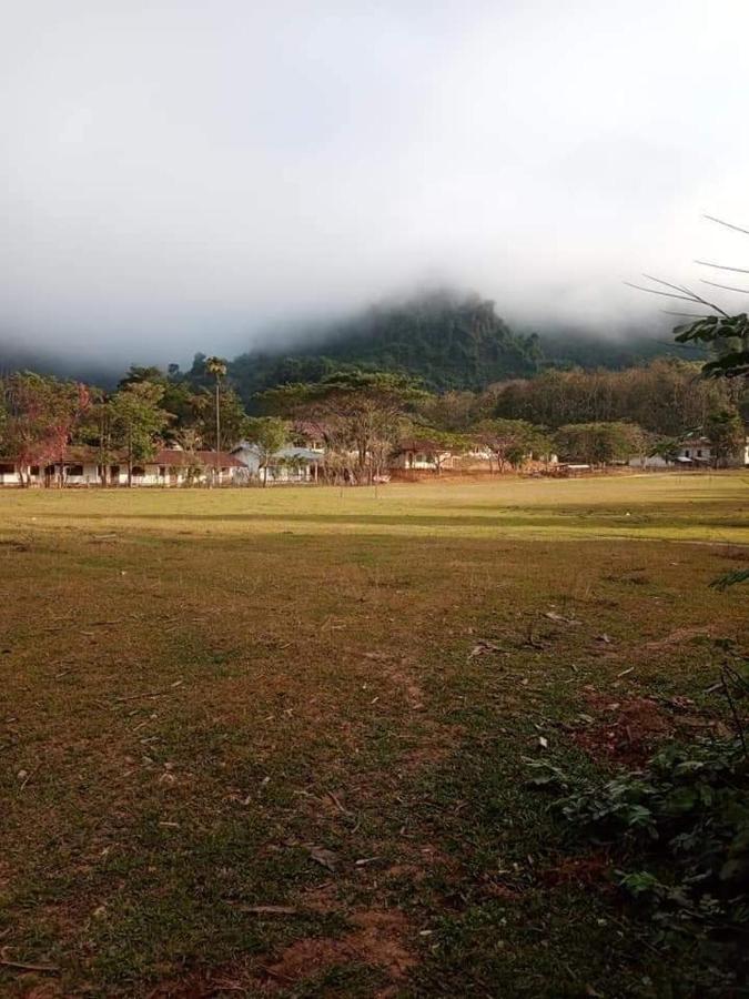 Lattanavongsa Guesthouse And Bungalows บ้านงอยเหนือ ภายนอก รูปภาพ