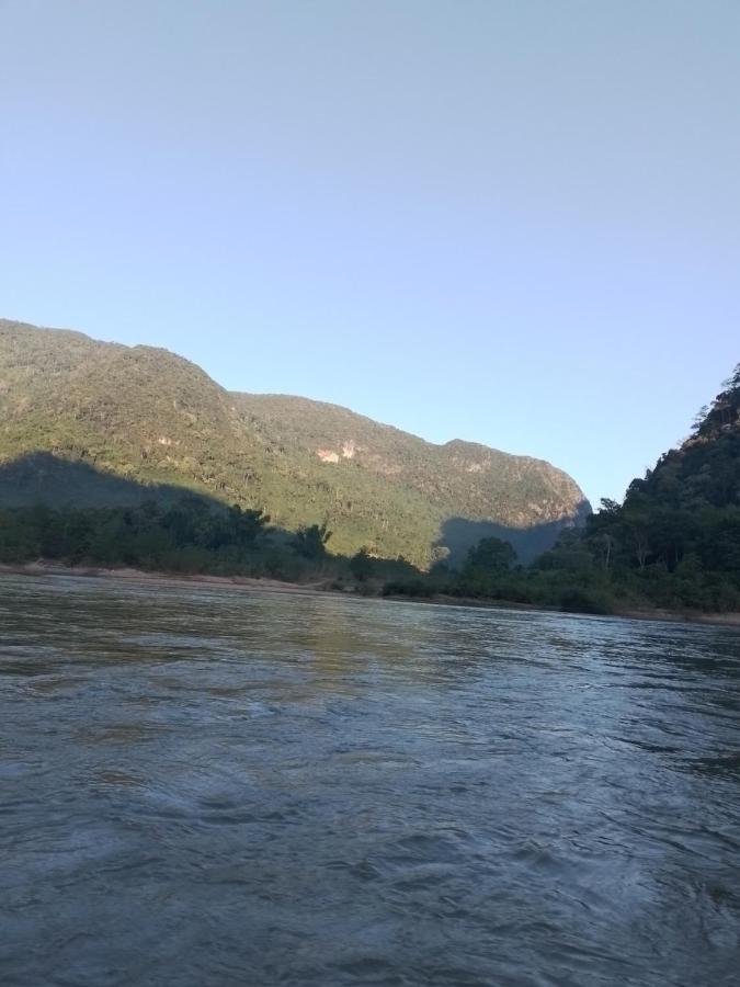 Lattanavongsa Guesthouse And Bungalows บ้านงอยเหนือ ภายนอก รูปภาพ
