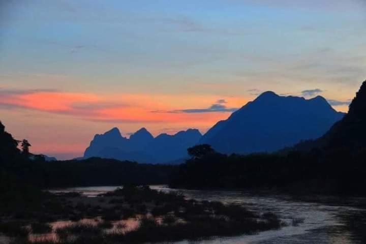 Lattanavongsa Guesthouse And Bungalows บ้านงอยเหนือ ภายนอก รูปภาพ