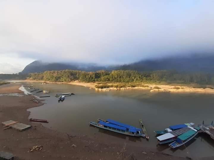 Lattanavongsa Guesthouse And Bungalows บ้านงอยเหนือ ภายนอก รูปภาพ